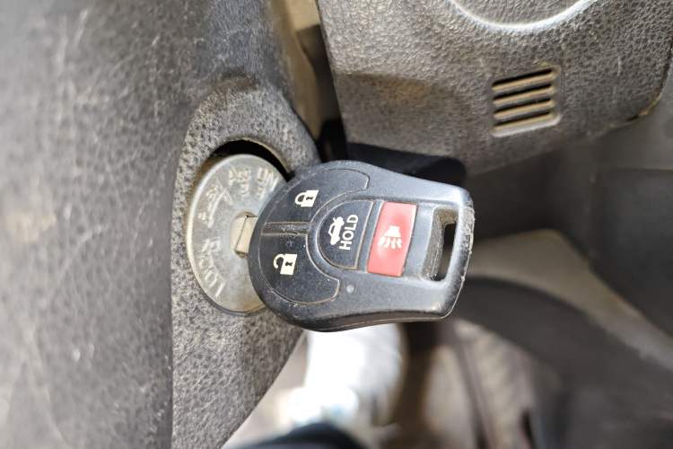 Used Nissan Sunny 2014 1.5XE Manual Comfort Edition
