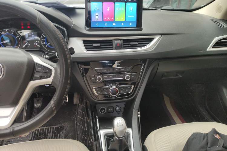 Used Changan Alsvin V7 2016 1.6L Manual Joyride Model China V Standard