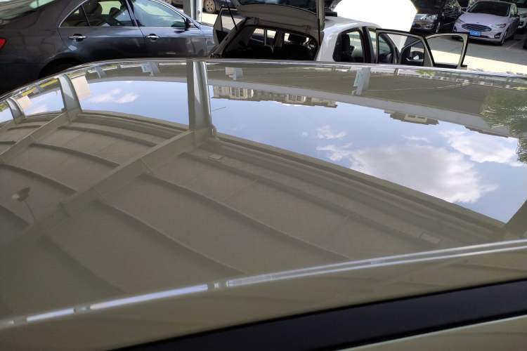 Used BYD Yuan UP 2025 Model 301KM Leading Version Roof