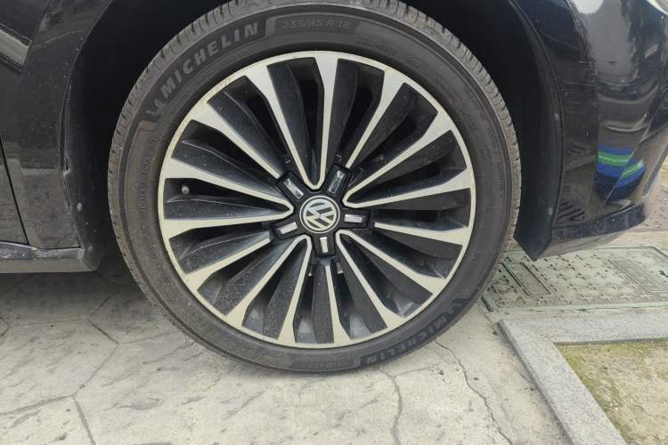 Used Volkswagen Passat 2017 330TSI DSG Prestige Edition
