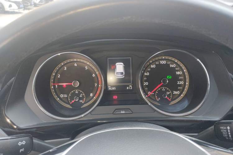 Used Volkswagen Tiguan L 2019 330TSI Automatic Two-Wheel Drive Smart Luxury Version China VI Standard Instrument Cluster