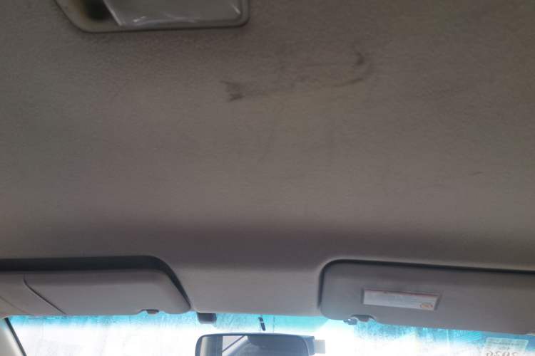 Used Nissan Livina 2013 Jingrui 1.6XL Manual Comfort Edition Headliner