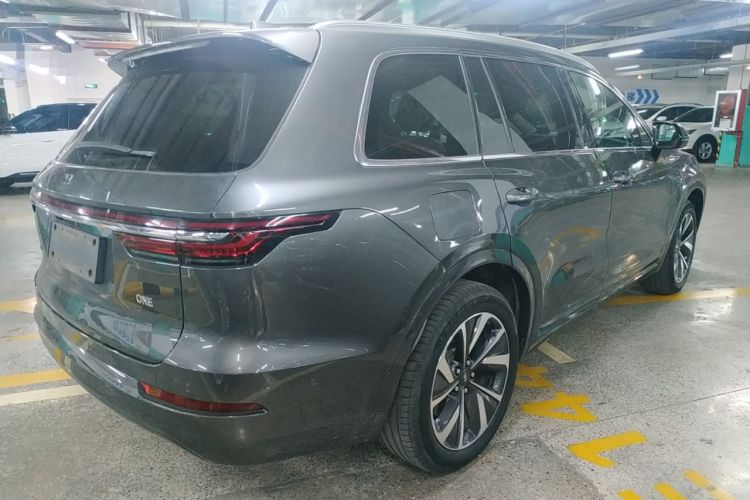Used Li Auto ONE 2021 Extended-Range 6-Seater Version Rear Right 45 Deg