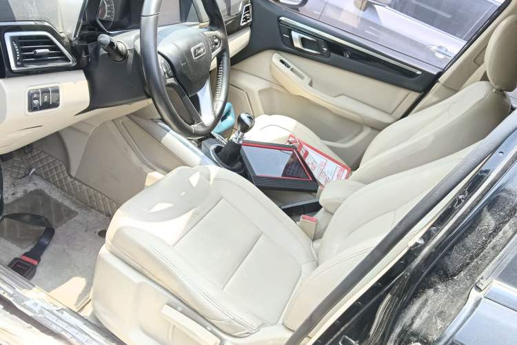 Used Zotye Domy X5 2017 Upgraded Model 1.5T Manual Luxury Version