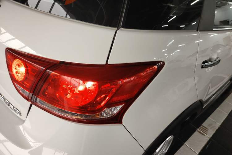 Used Haval H1 2017 Red Label 1.5L Manual Luxury Model