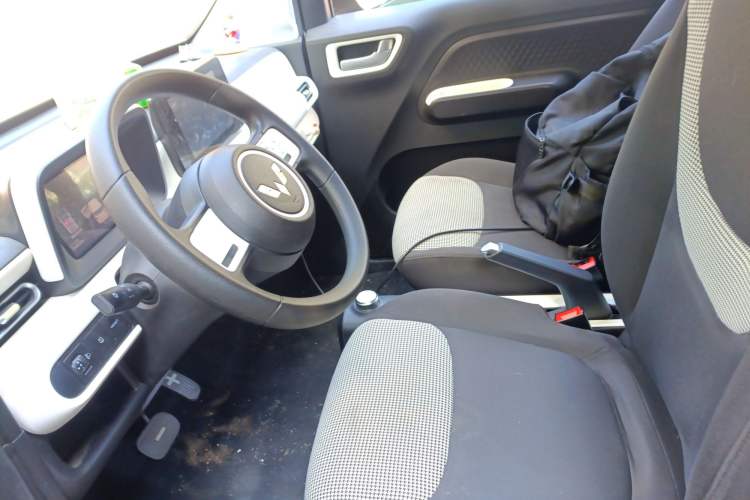 Used Wuling Hongguang MINIEV 2024 3rd Generation 215km Advanced Version