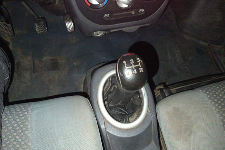 Used BAIC Weiwang 307 2014 1.2L Standard A12 Gear Lever
