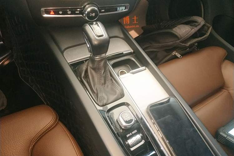 Used Volvo V60 2020 T5 Zhiyuan Luxury Edition
