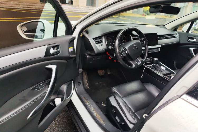 Used Citroen C5 2017 350THP Automatic Luxury Model