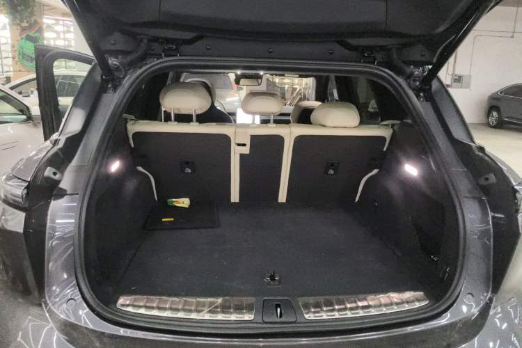 Used Nio ES6 2024 75 kWh Trunk