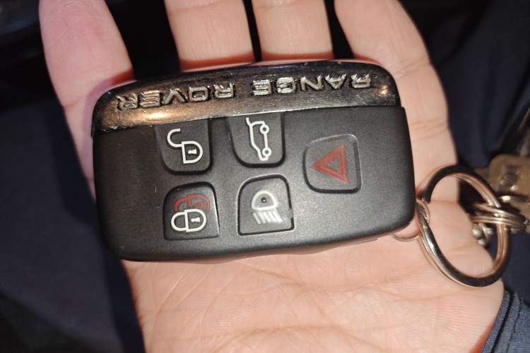 Used Land Rover Range 2011 5.0 SC V8 Vehicle Key