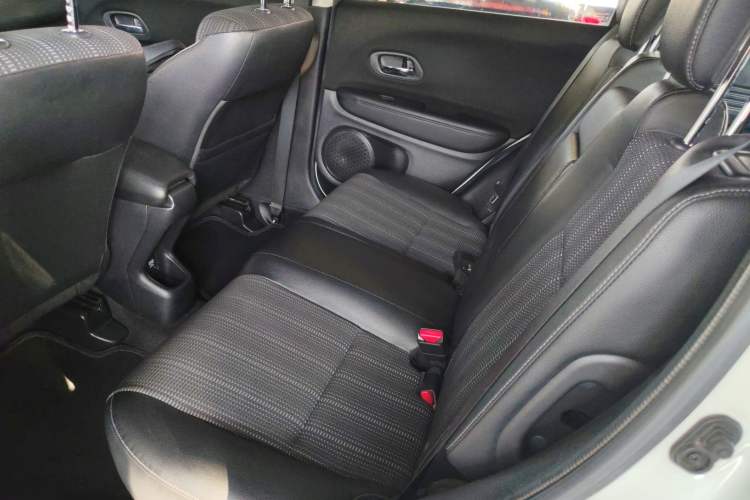 Used Honda Vezel 2017 1.8L CVT Front-Wheel Drive Pioneer Edition
