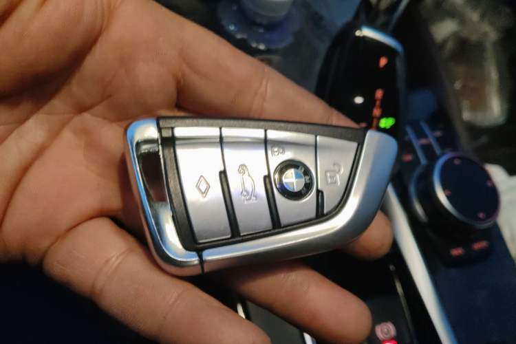 Used BMW 5 Series 2019 525Li M Sport Package