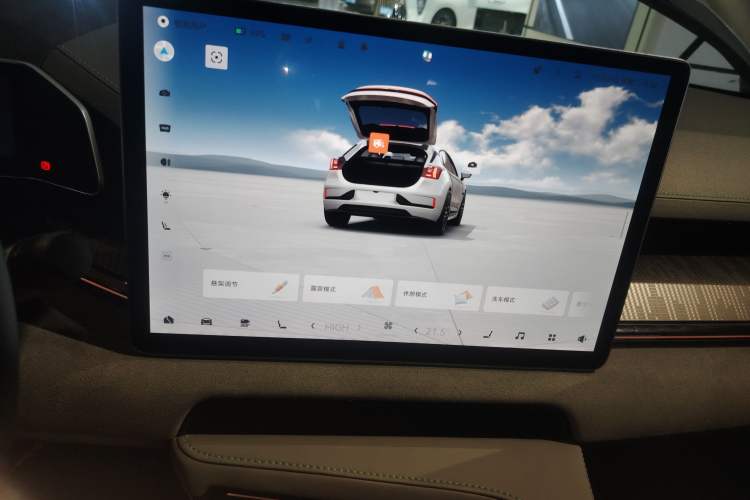 Used Zeekr 001 2022 Ultra-Long Range Dual-Motor YOU Version
