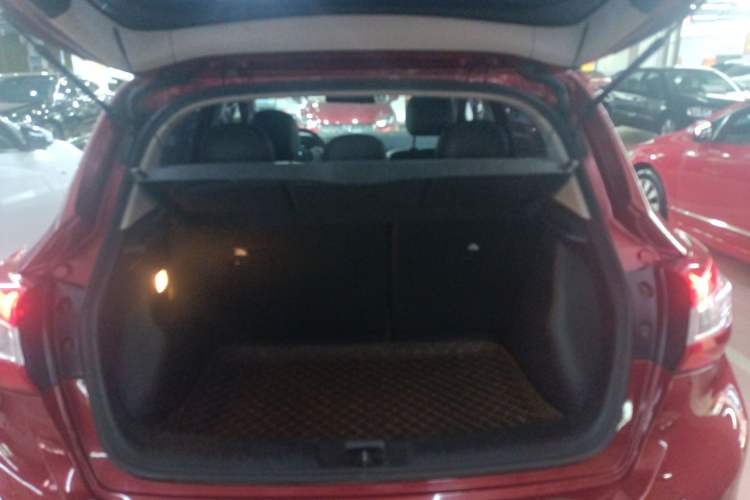 Used Nissan Tiida 2019 1.6L CVT Smart Drive Version China VI Standard Trunk