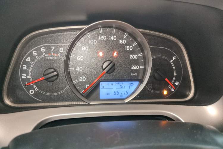 Used Toyota RAV4 2019 2.0L CVT Two-Wheel Drive Comfort Edition China VI Standard
