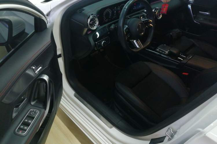 Used Mercedes-Benz A-Class 2024 A 200 L Fashion Model
