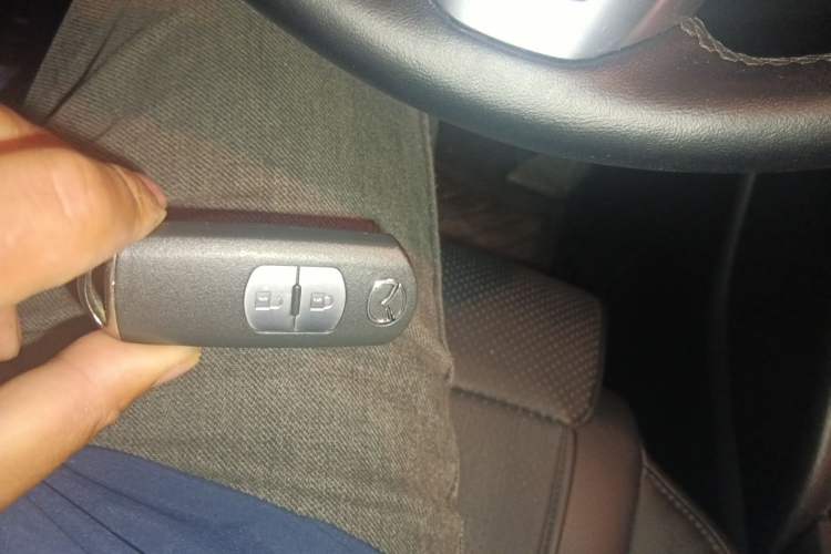 Used Mazda CX-5 2015 2.0L Automatic Two-Wheel Drive Urban Version
