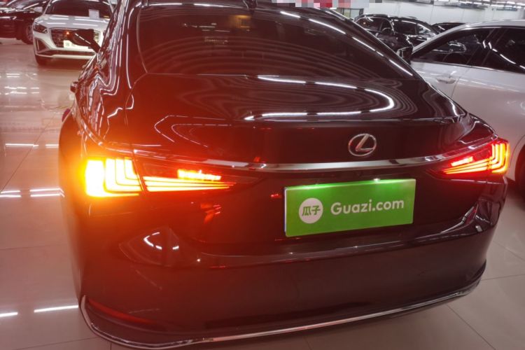 Used Lexus ES 2022 200 Excellence Edition