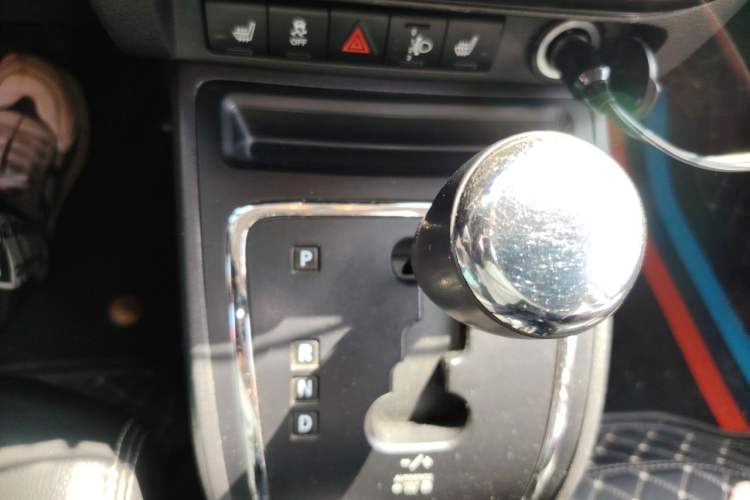 Used Jeep Compass 2012 2.0L two-wheel drive luxury version