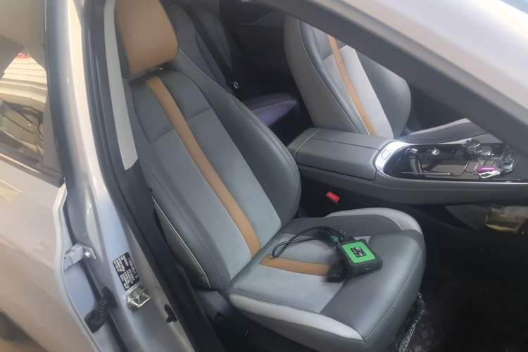 Used AION S Plus 2022 80 Tech Edition Right Front Seat