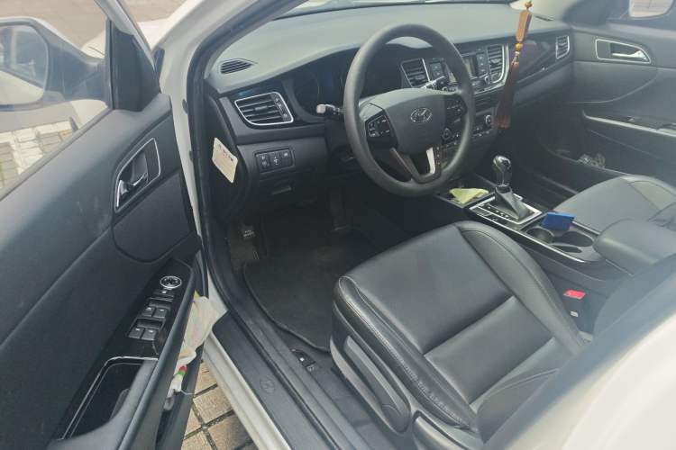 Used Hyundai Mistra 2014 1.8L Automatic Smart GLS