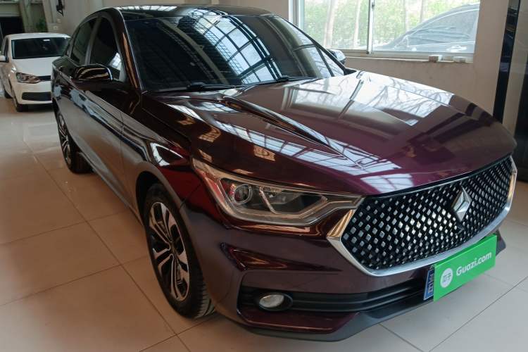 Used Baojun RC-6 2019 1.5T CVT 24-Hour Online Prestige Edition Front Right 45 Deg