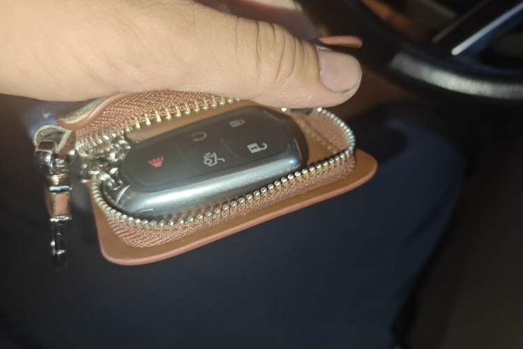 Used Cadillac XTS 2015 28T Elite Model Vehicle Key