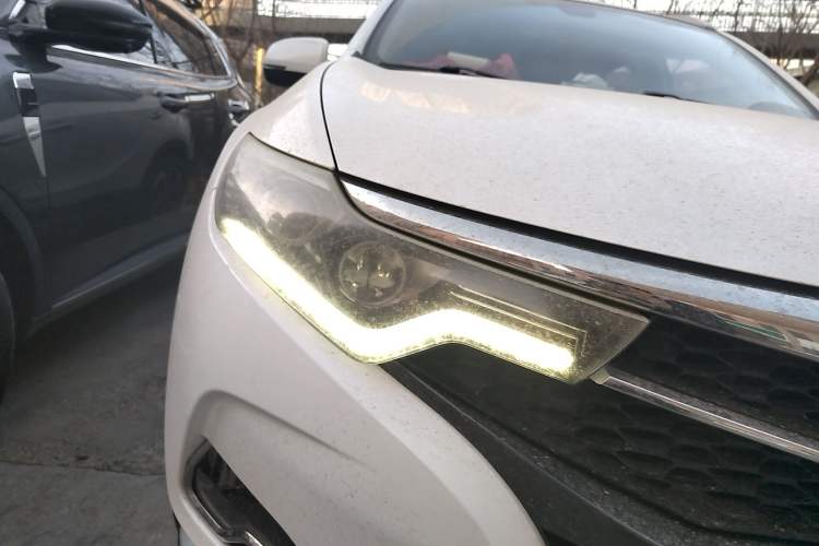 Used Soueast DX7 2018 Prime 1.8T DCT Prestige Model China V Standard
