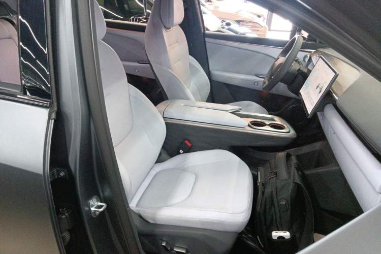 Used ARCFOX Alpha T5 2025 520 MAX
