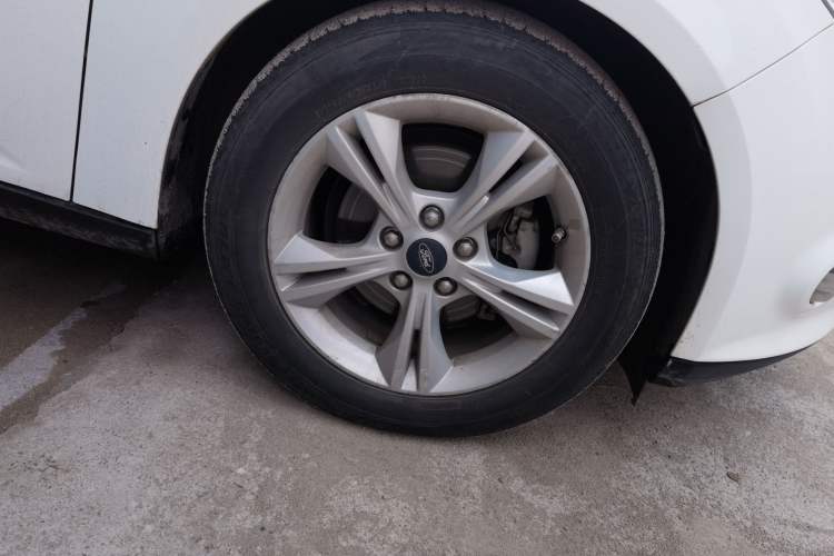 Used Ford Focus 2012 Hatchback 1.6L Manual Fashion Edition