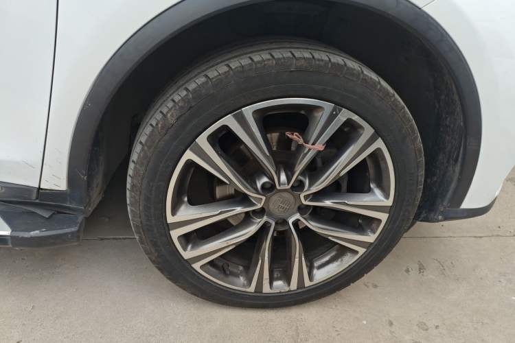 Used BYD Tang 2018 2.0T Automatic Smart Connect Prestige 7-Seater China V Standard