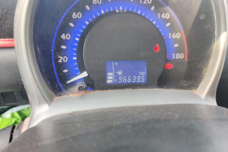 Used BYD F0 2011 Shangku Edition 1.0L Yuexiu Model
