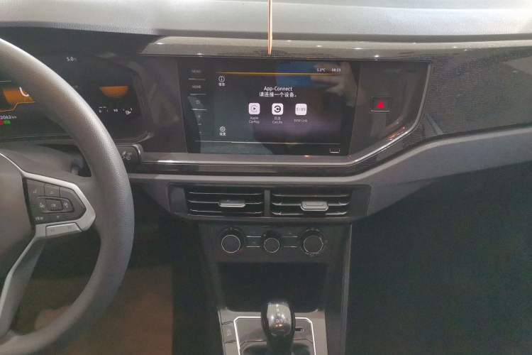 Used Volkswagen Lavida 2023 New Rui 1.5L Automatic New Yi Edition