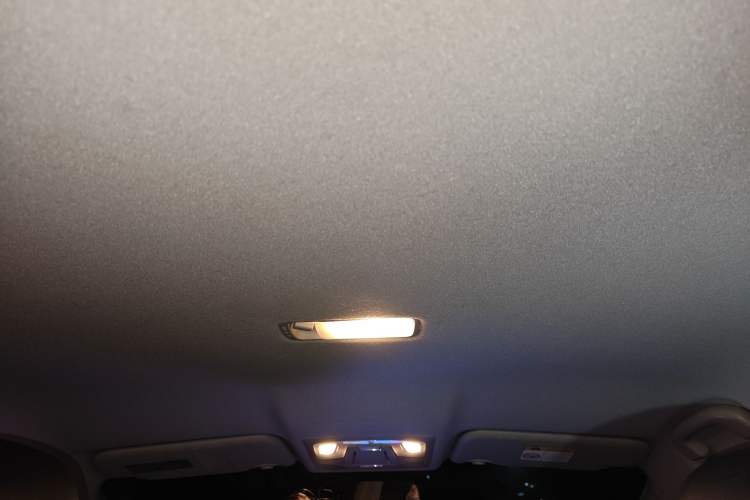 Used Nissan Sylphy 2019 Classic 1.6XE Manual Comfort Edition Headliner