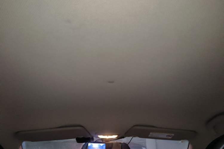 Used Baojun 630 2014 1.5L automatic comfort version
