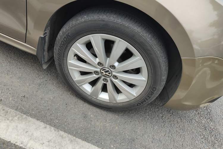 Used Volkswagen Sagitar 2014 Revised Version 1.6L Manual Comfort Edition