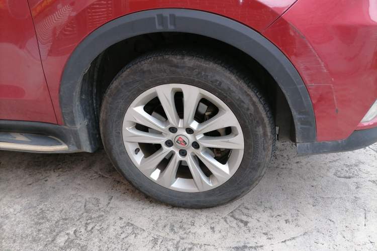 Used Roewe RX5 2018 20T Two-Wheel Drive Automatic Internet Smart Edition
