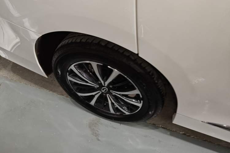 Used GAC Trumpchi M8 2023 Lingxiu Series 390T Deluxe Edition Exterior 5