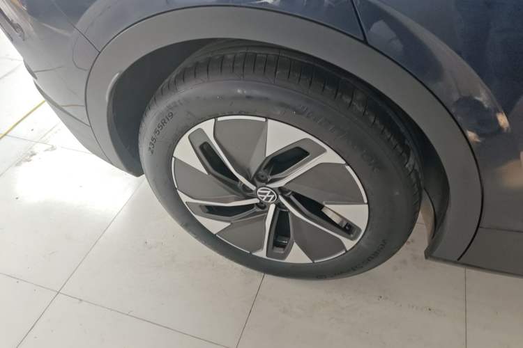 Used Volkswagen ID.4 CROZZ 2024 Pure Edition Limited Edition Right Rear Wheel Hub