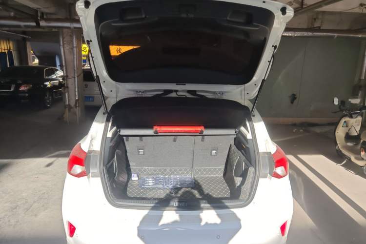 Used Ford Focus 2020 Hatchback 1.5L Automatic Sharp Edition