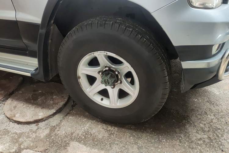 Used Leopaard Q6 2015 2.4L Manual Two-Wheel-Drive Elite Model