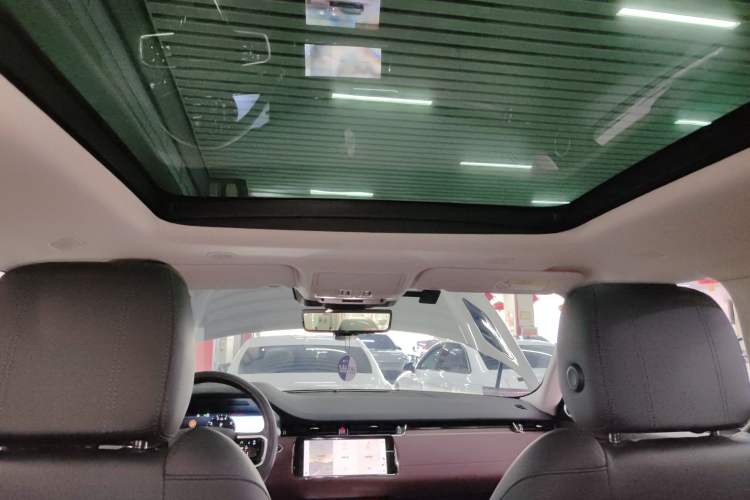 Used Land Rover Range Evoque 2021 Range Rover L 249 PS R-Dynamic SE Luxury Edition Headliner