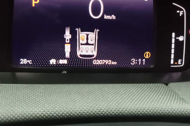 Used Honda LIFE 2021 1.5L CVT SPORT Heartbeat Edition Odometer Close Up