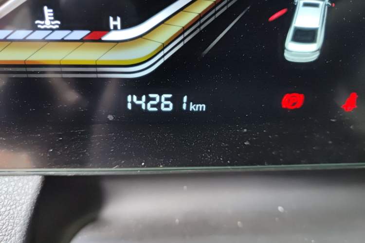 Used Bestune B70 2023 3rd Generation 1.5T Automatic Enjoyment Version 70th Anniversary Edition Odometer Close Up