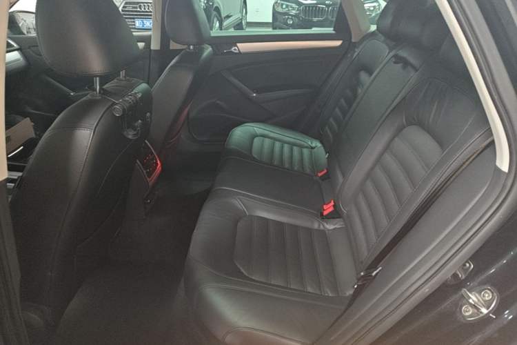 Used Volkswagen Passat 2014 1.8TSI DSG Prestige Edition
