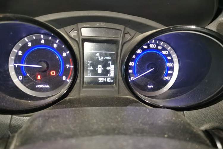 Used Changan CS15 2016 1.5L Manual Fashion Edition