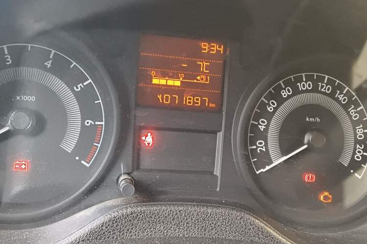 Used Peugeot 301 2016 1.6L Manual Comfort Edition Odometer Close Up