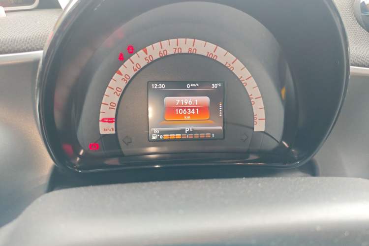 Used smart fortwo 2015 1.0L 52 kW Hardtop Passion Edition
