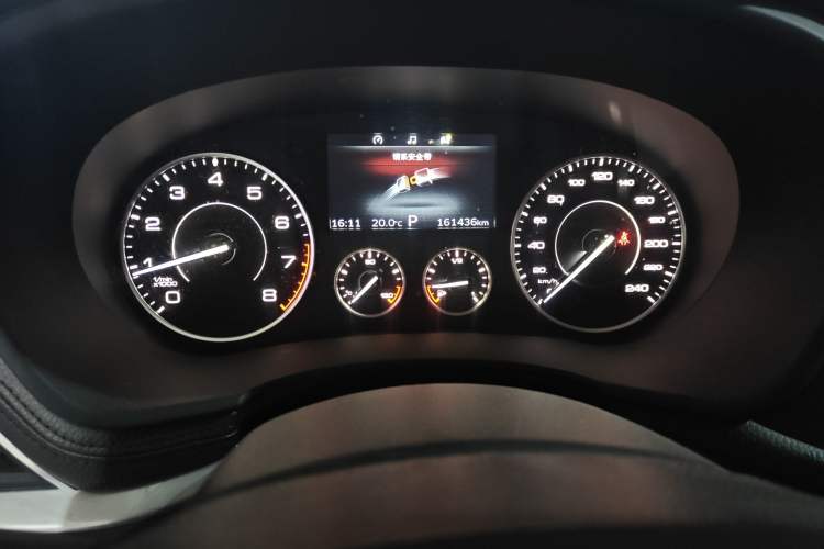 Used BORGWARD BX7 2016 28T Two-Wheel Drive Luxury Version 5 Seats